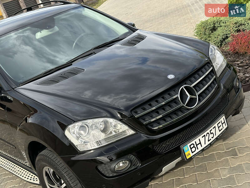 Внедорожник / Кроссовер Mercedes-Benz M-Class 2007 в Одессе