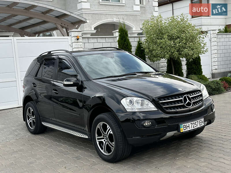Внедорожник / Кроссовер Mercedes-Benz M-Class 2007 в Одессе