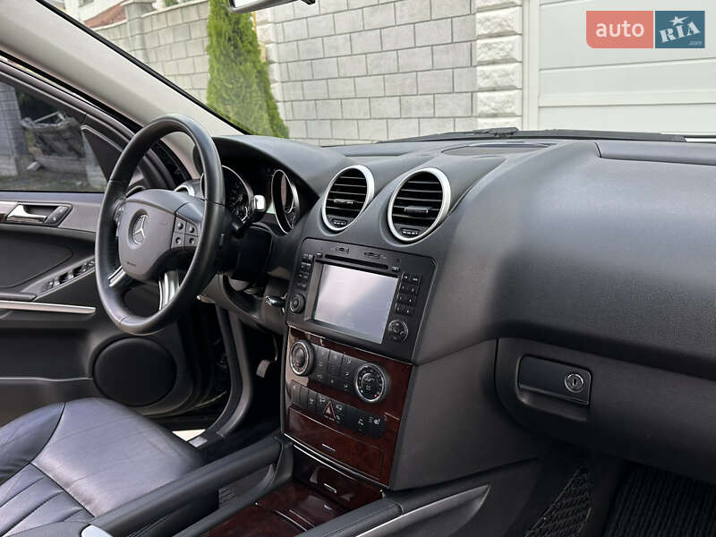 Внедорожник / Кроссовер Mercedes-Benz M-Class 2007 в Одессе