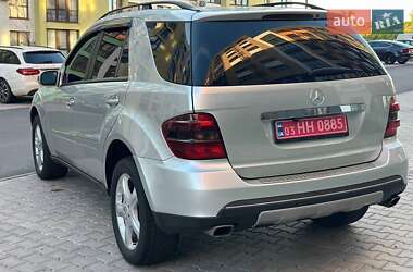 Внедорожник / Кроссовер Mercedes-Benz M-Class 2006 в 