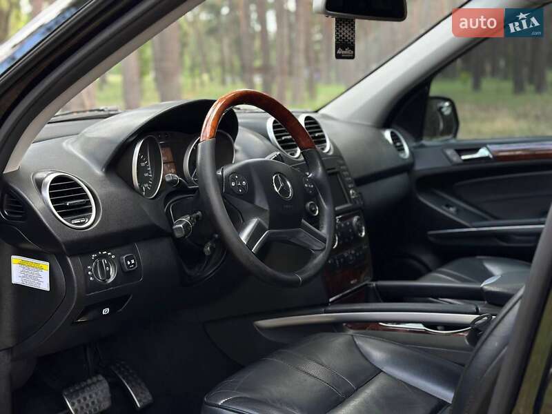 Внедорожник / Кроссовер Mercedes-Benz M-Class 2008 в Ахтырке