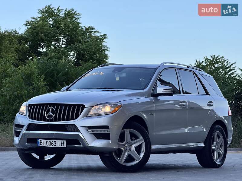 Позашляховик / Кросовер Mercedes-Benz M-Class 2015 в Одесі