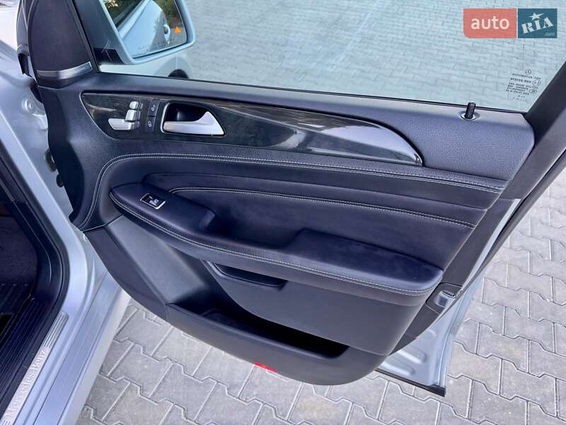 Позашляховик / Кросовер Mercedes-Benz M-Class 2015 в Одесі