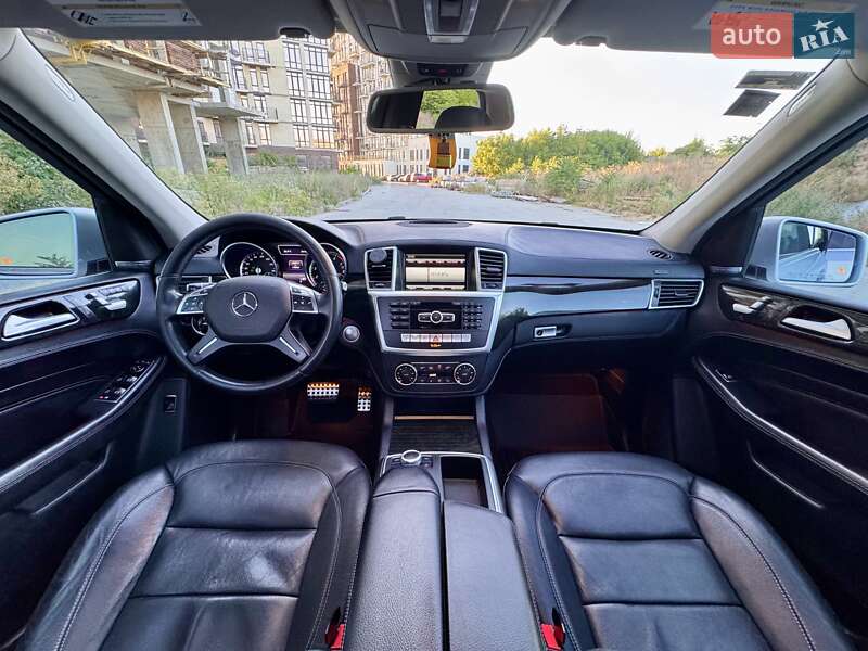 Позашляховик / Кросовер Mercedes-Benz M-Class 2015 в Одесі