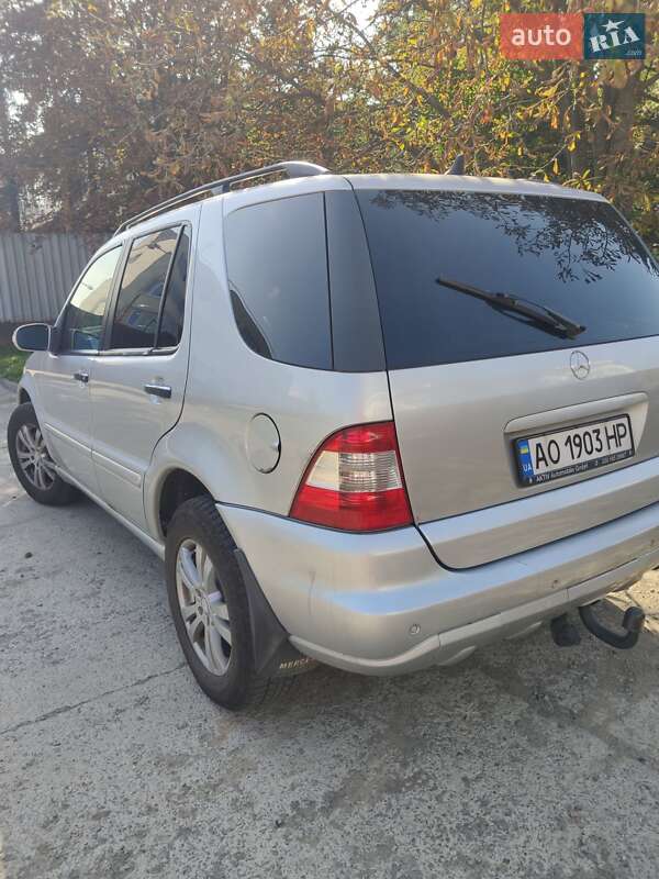 Внедорожник / Кроссовер Mercedes-Benz M-Class 2002 в Ужгороде