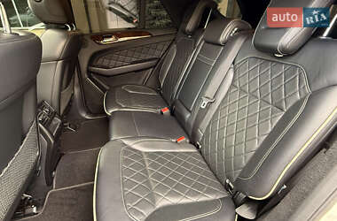 Внедорожник / Кроссовер Mercedes-Benz M-Class 2012 в 