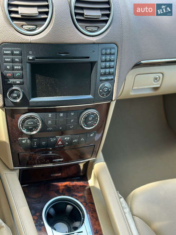 Позашляховик / Кросовер Mercedes-Benz M-Class 2009 в Києві