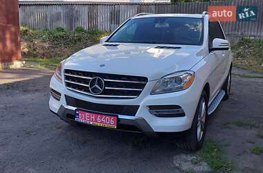 Внедорожник / Кроссовер Mercedes-Benz M-Class 2014 в 