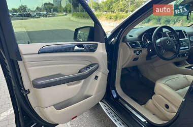 Внедорожник / Кроссовер Mercedes-Benz M-Class 2012 в 