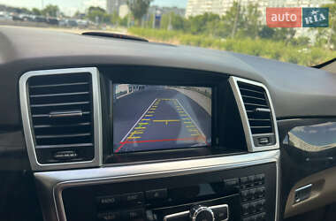 Внедорожник / Кроссовер Mercedes-Benz M-Class 2012 в 