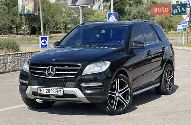 Внедорожник / Кроссовер Mercedes-Benz M-Class 2012 в 