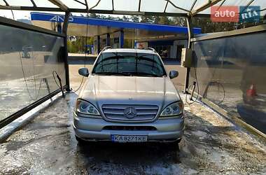 Внедорожник / Кроссовер Mercedes-Benz M-Class 2001 в 
