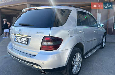 Позашляховик / Кросовер Mercedes-Benz M-Class 2008 в 