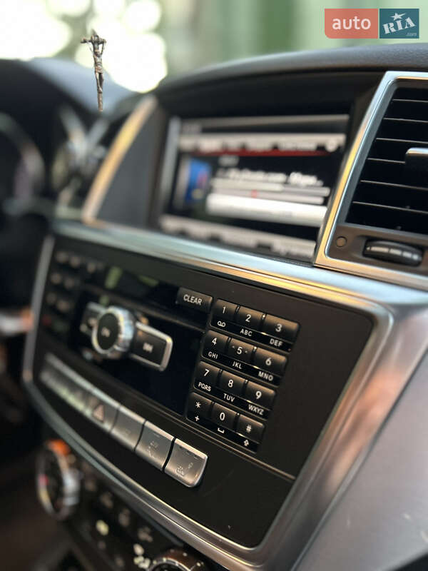 Внедорожник / Кроссовер Mercedes-Benz M-Class 2013 в Залещиках