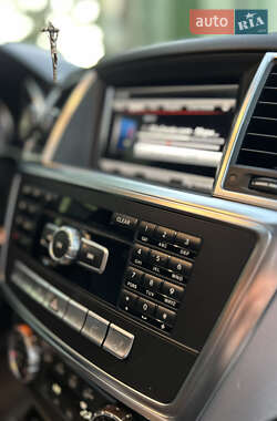 Внедорожник / Кроссовер Mercedes-Benz M-Class 2013 в 