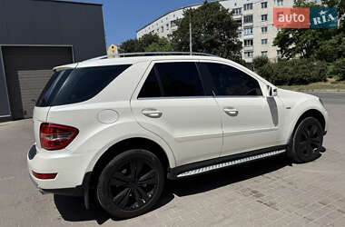Внедорожник / Кроссовер Mercedes-Benz M-Class 2011 в Тернополе
