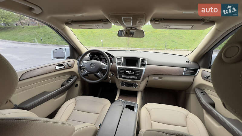 Внедорожник / Кроссовер Mercedes-Benz M-Class 2013 в Сумах
