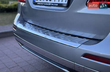 Внедорожник / Кроссовер Mercedes-Benz M-Class 2014 в 