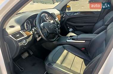 Внедорожник / Кроссовер Mercedes-Benz M-Class 2015 в 