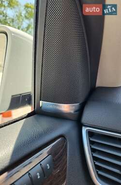 Позашляховик / Кросовер Mercedes-Benz M-Class 2013 в 