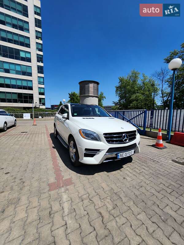 Внедорожник / Кроссовер Mercedes-Benz M-Class 2013 в Днепре