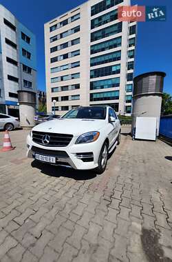 Внедорожник / Кроссовер Mercedes-Benz M-Class 2013 в Днепре