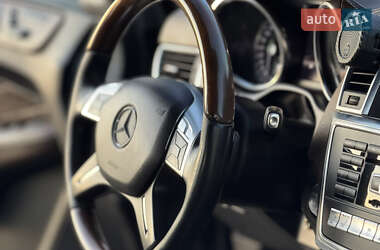Внедорожник / Кроссовер Mercedes-Benz M-Class 2013 в 