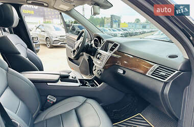Внедорожник / Кроссовер Mercedes-Benz M-Class 2012 в 
