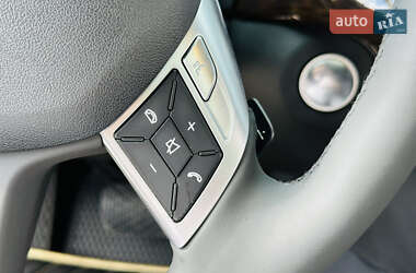 Внедорожник / Кроссовер Mercedes-Benz M-Class 2012 в 