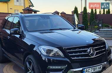 Внедорожник / Кроссовер Mercedes-Benz M-Class 2012 в 
