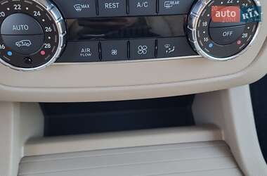 Внедорожник / Кроссовер Mercedes-Benz M-Class 2012 в 