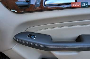 Внедорожник / Кроссовер Mercedes-Benz M-Class 2012 в 