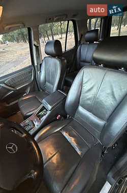 Позашляховик / Кросовер Mercedes-Benz M-Class 2003 в 