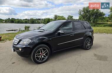 Внедорожник / Кроссовер Mercedes-Benz M-Class 2007 в 