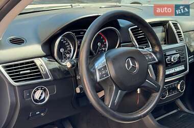 Внедорожник / Кроссовер Mercedes-Benz M-Class 2013 в 