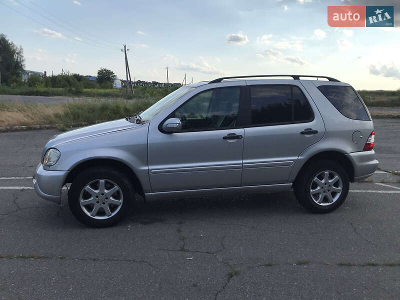 Внедорожник / Кроссовер Mercedes-Benz M-Class 2002 в Киеве