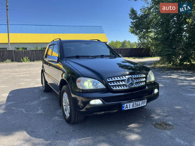 Внедорожник / Кроссовер Mercedes-Benz M-Class 2004 в Макарове