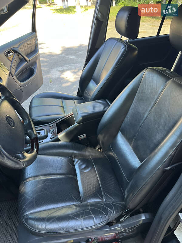 Внедорожник / Кроссовер Mercedes-Benz M-Class 2004 в Макарове