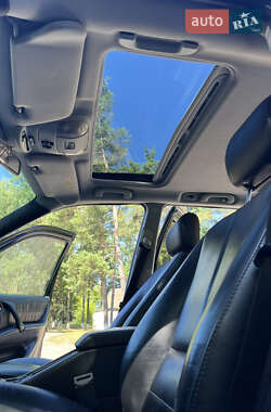 Позашляховик / Кросовер Mercedes-Benz M-Class 2004 в 