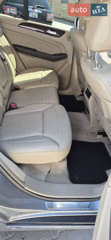Позашляховик / Кросовер Mercedes-Benz M-Class 2014 в Івано-Франківську
