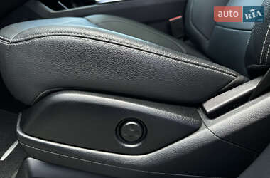 Внедорожник / Кроссовер Mercedes-Benz M-Class 2013 в 