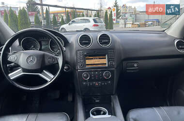 Внедорожник / Кроссовер Mercedes-Benz M-Class 2010 в 