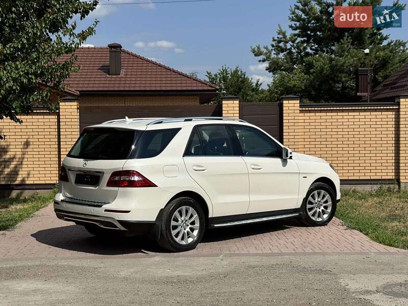 Mercedes-Benz M-Class