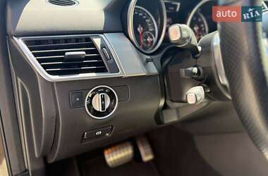Внедорожник / Кроссовер Mercedes-Benz M-Class 2012 в 