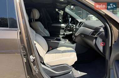 Внедорожник / Кроссовер Mercedes-Benz M-Class 2012 в 