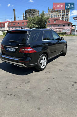 Внедорожник / Кроссовер Mercedes-Benz M-Class 2012 в 