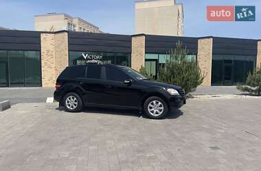 Внедорожник / Кроссовер Mercedes-Benz M-Class 2006 в 