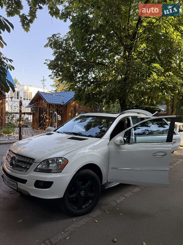 Внедорожник / Кроссовер Mercedes-Benz M-Class 2007 в Одессе