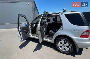 Внедорожник / Кроссовер Mercedes-Benz M-Class 2005 в 