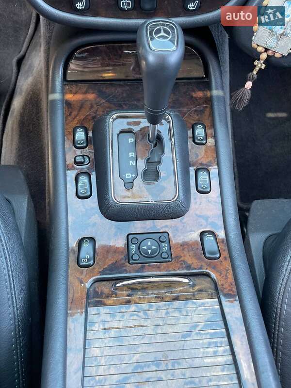 Внедорожник / Кроссовер Mercedes-Benz M-Class 2005 в Киеве